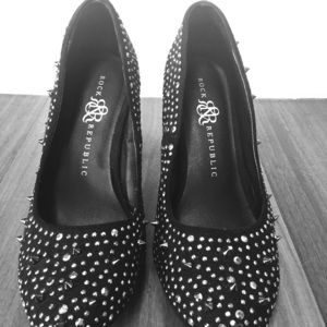 Rock & Republic black spiked heels